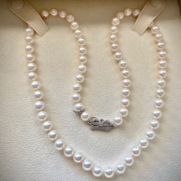 Mikimoto Jewelry - Mikimoto 22" pearl necklace w/ diamond clasp